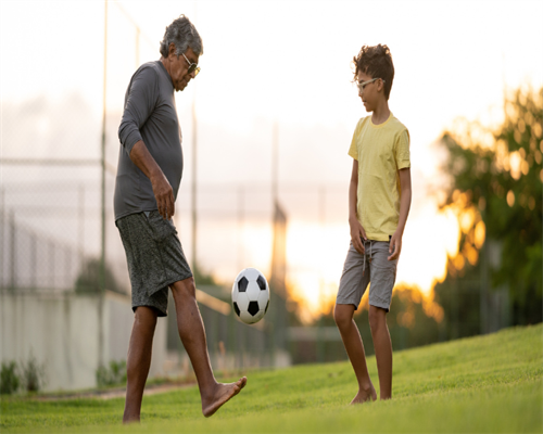 月经量少颜色黑褐色是什么原因~私立代生助孕